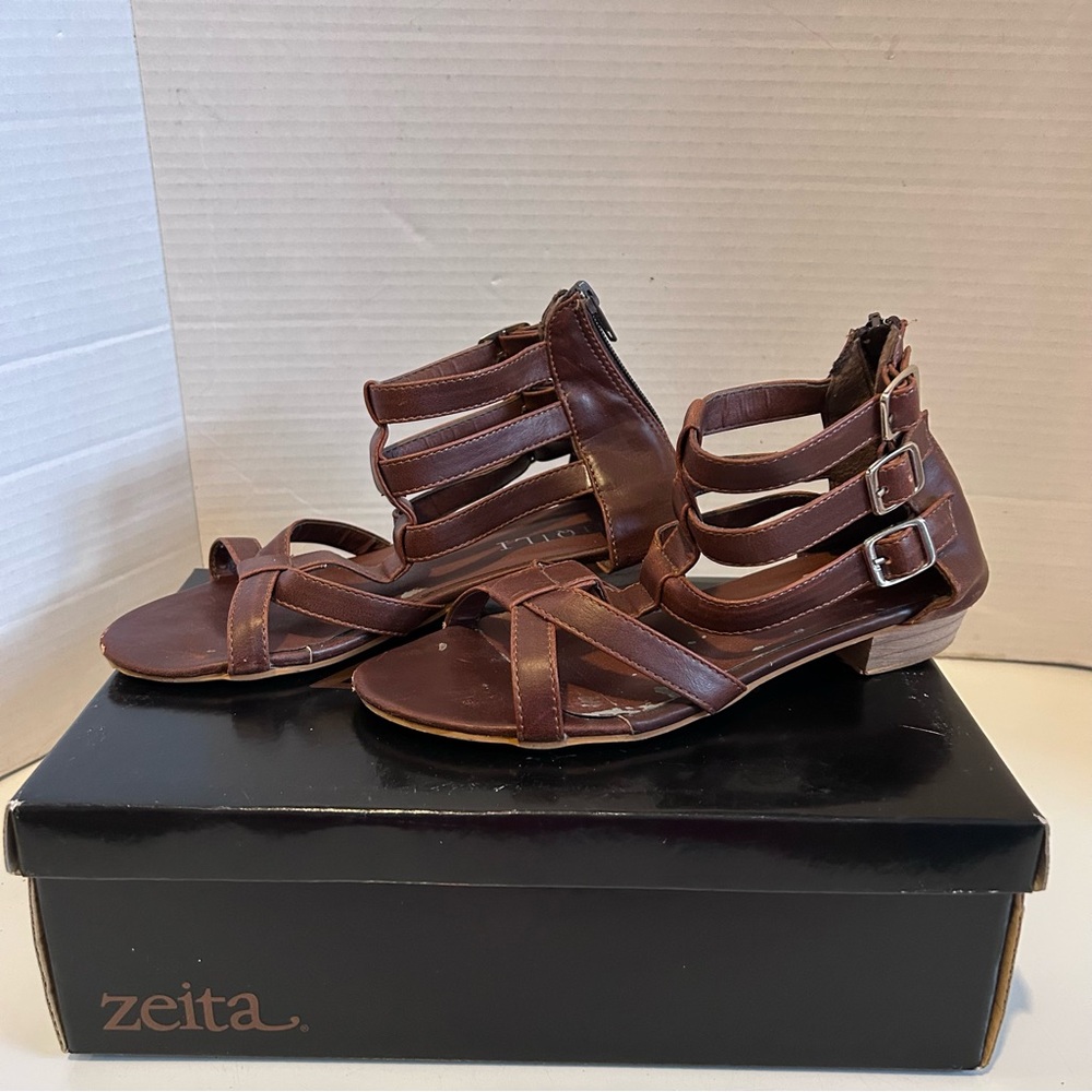 Brown Leather Gladiator Sandals with Buckle Closures, Rear zippers US 4